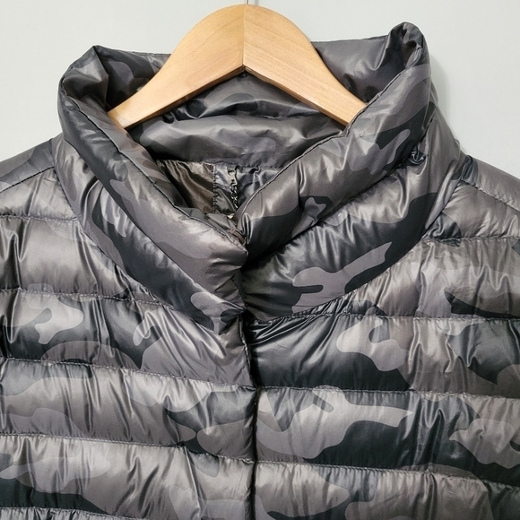 MyAnorak Black Camo Pattern Crop Sleeve Puffer Jacket - Picture 3 of 14